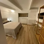 The Wine Гостевой дом Неаполь